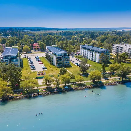 Myflat Adriana Panorama * Шиофок