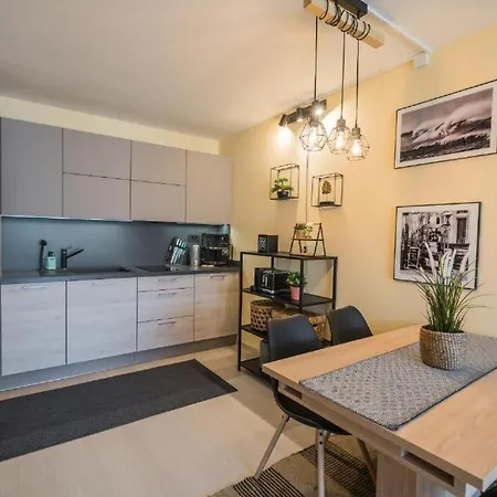 Myflat Adriana Panorama Апартаменты *