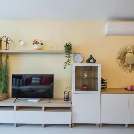Myflat Adriana Panorama *