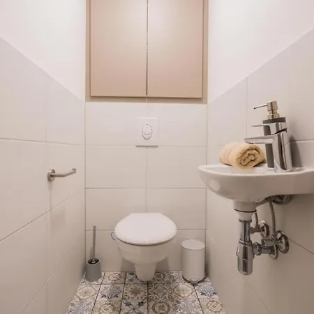 Myflat Adriana Panorama Апартаменты *