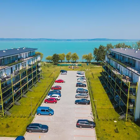 Myflat Adriana Panorama Апартаменты *